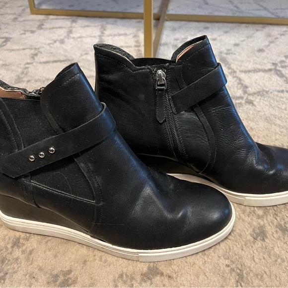 L. Paolo booties (marant-ish) booties still in very good condition. - Picture 7 of 8